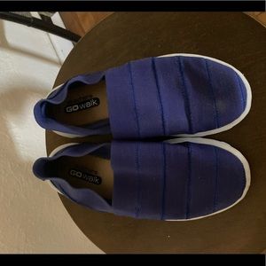 Skechers go walk shoes